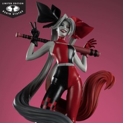 DC Direct Harley Quinn: Red, White & Black Statue 1/10 Harley Quinn by Alex Garner 21 cm