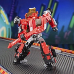 Transformers x Hot Wheels Collaborative Deluxe Class figurine GT-Scorcher 13 cm
