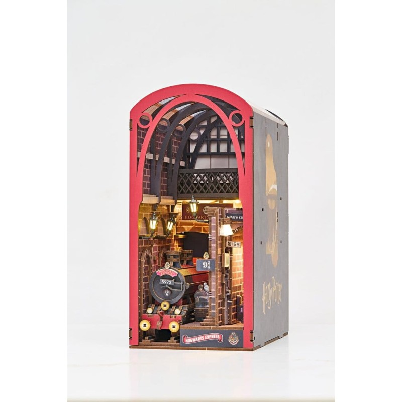 Harry Potter Tiny Adventures book nook mini-diorama Poudlard Express 18 cm