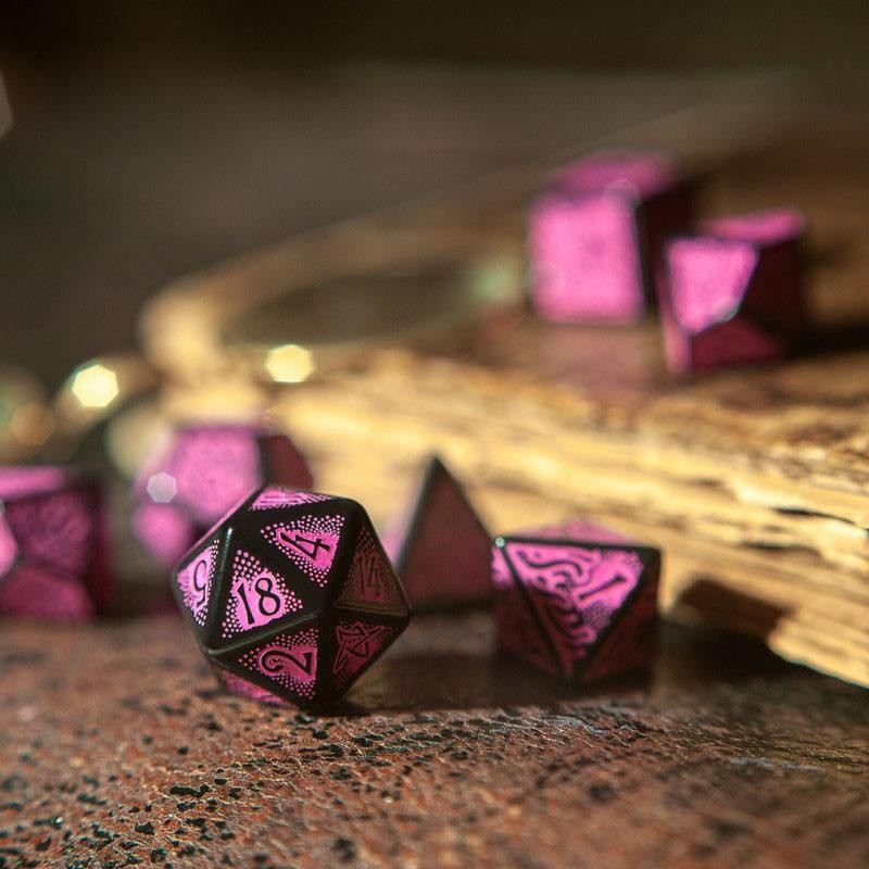 Q-Workshop - Dice Set (7 Dés) - Call of Cthulhu 7ème édition - Black & Magenta | 5907699495986