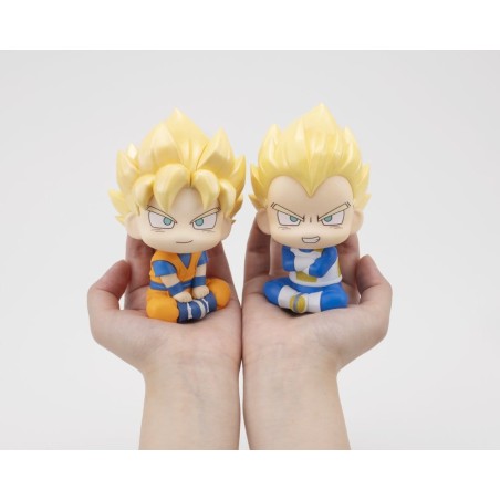 Dragon Ball DAIMA pack 2 figurines PVC Look Up Super Saiyan Son Goku (mini) & Super Saiyan Vegeta (mini) 11 cm (with gift)