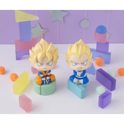 Dragon Ball DAIMA Look Up PVC Figures 2-Pack Super Saiyan Son Goku (mini) & Super Saiyan Vegeta (mini) 11 cm (with gift)