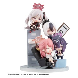 Blue Archive figurine PVC FigUnity 14 cm (with gift)