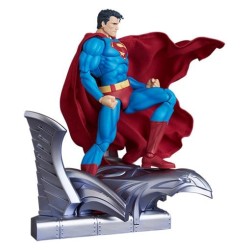Superman figurine MAFEX Superman (Superman: For Tomorrow) 16 cm