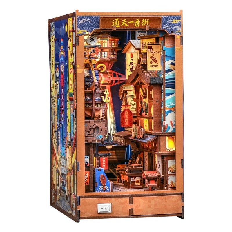 Maquette Book Nook Tsutenkaku Ichiban Street 23 x 12 cm