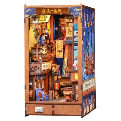 Maquette Book Nook Tsutenkaku Ichiban Street 23 x 12 cm
