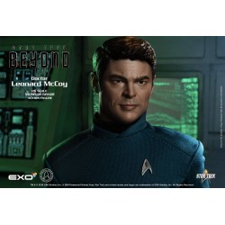 Star Trek : Sans limites figurine 1/6 Dr. 'Bones' McCoy 30 cm