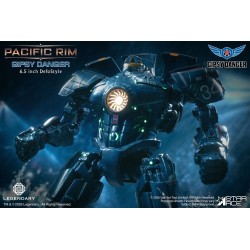 Pacific Rim DefoStyle Figurine Gipsy Danger DX 17 cm