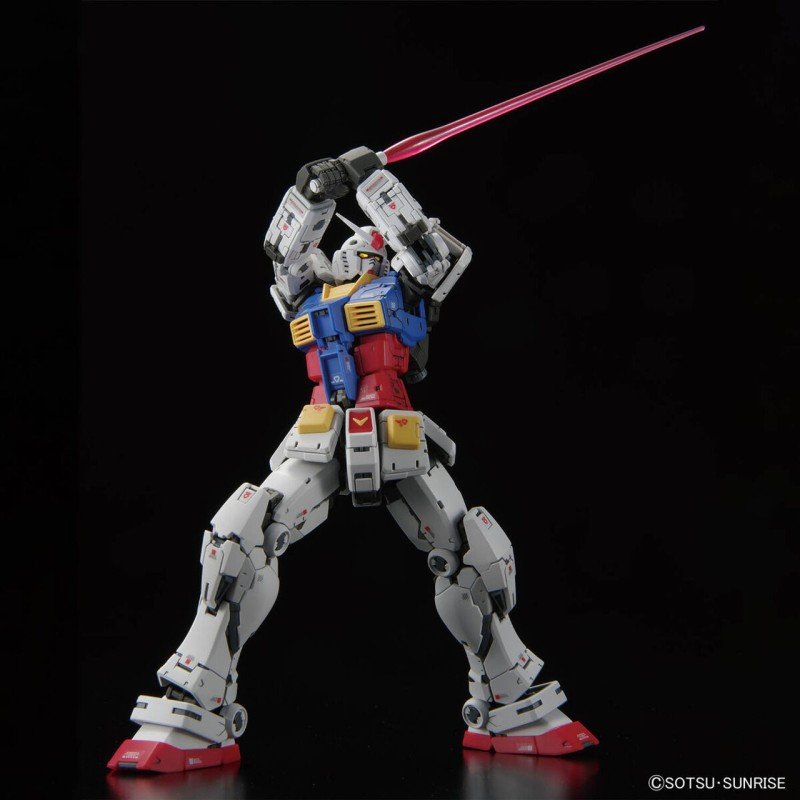 Gundam - Bouwmodell MG 1/100 - RX-78-2 Gundam Ver.2.0 | 4573102671554