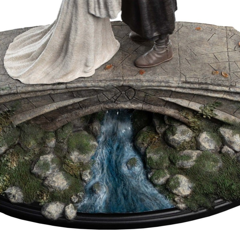 Le Seigneur des Anneaux statuette Aragorn & Arwen 24 cm