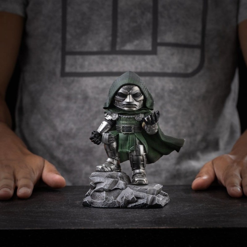 Avengers: Doomsday MiniCo statuette Doctor Doom 15 cm