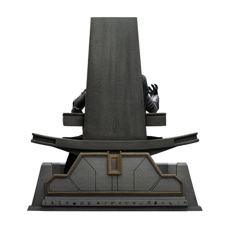 Avengers: Doomsday Art Scale Statue 1/10 Doctor Doom on Throne 22 cm