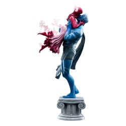 Lore Olympus statuette Hades and Persephone's First Kiss 31 cm