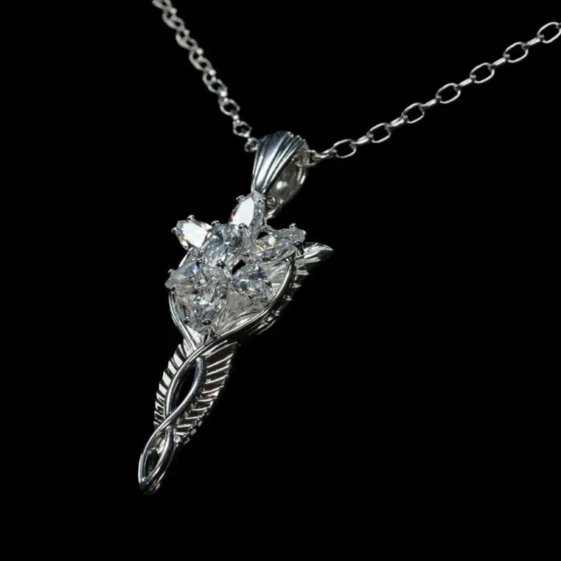 Le Seigneur des Anneaux réplique 1/1 pendentif & collier Arwen Etoile du Soir (argent sterling) | 9420024710852