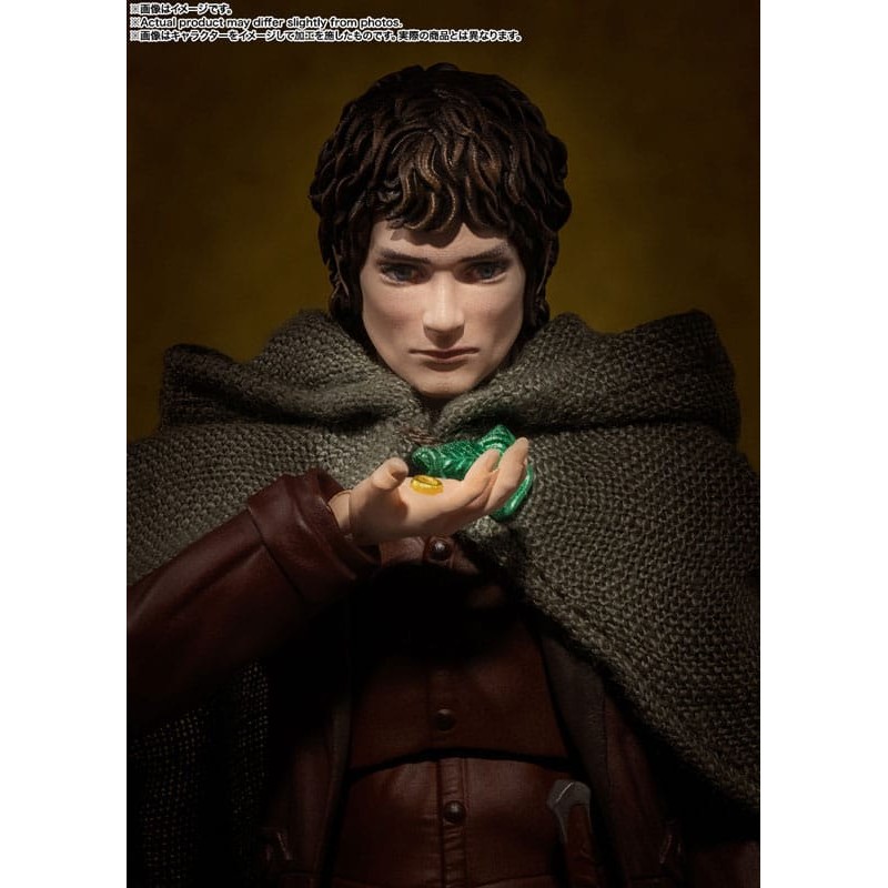 Le Seigneur des Anneaux figurines S.H. Figuarts Frodo Baggins & Gollum