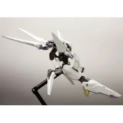 Zone of the Enders The 2nd Runner figurine Model Kit Vic Viper 18 cm | 4934054063222