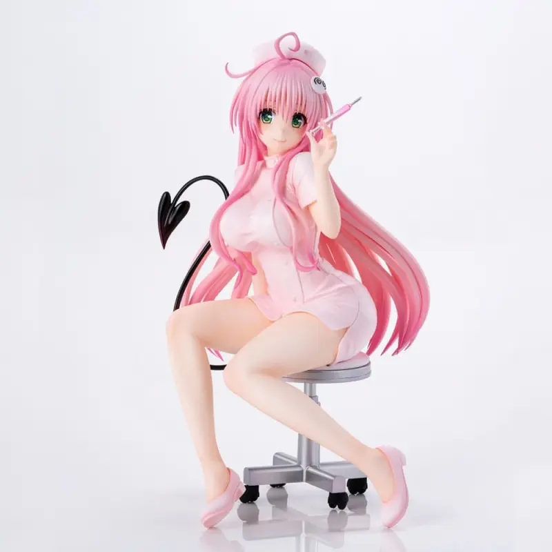 To Love-Ru Darkness statuette PVC Lara Satalin Deviluke Nurse Cos 26 cm | 4589642714545