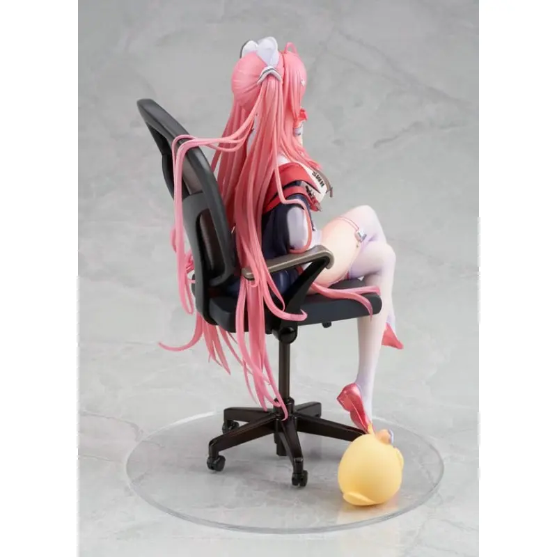 Azur Lane statuette PVC 1/7 Perseus Nursery Unfamiliar Duties Ver. 21 cm | 4560228206845