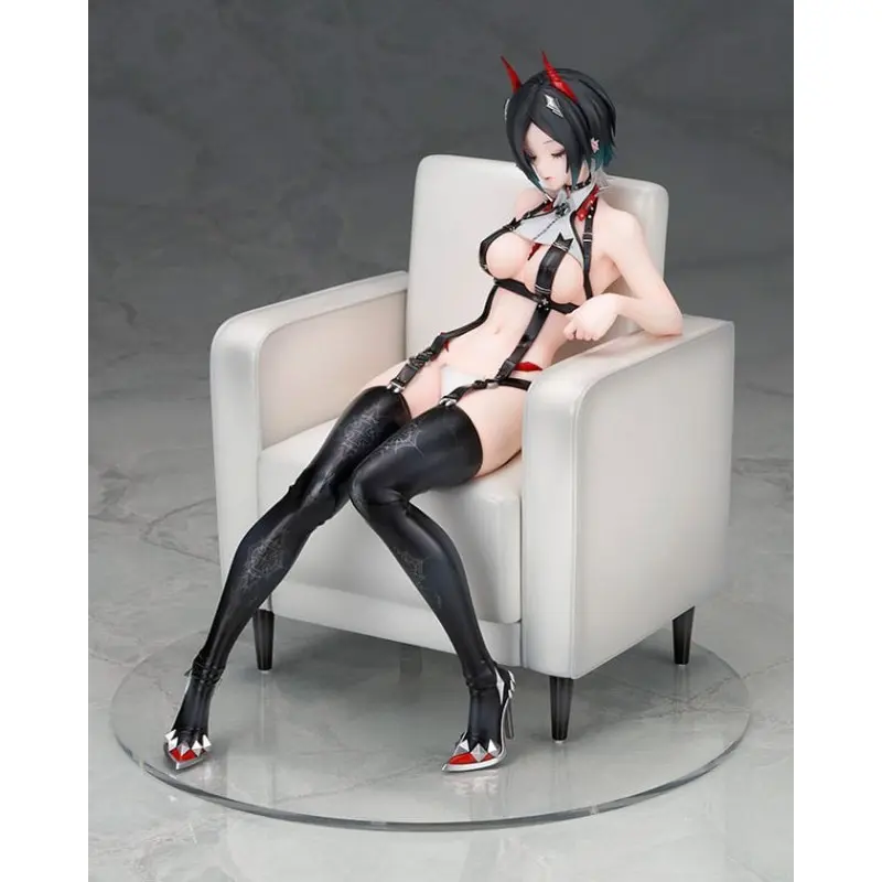 Azur Lane statuette PVC Ulrich von Hutten AmiAmi Exclusive 20 cm | 4560228207316