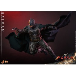 The Flash figurine Movie Masterpiece 1/6 Batman 30 cm | 4895228614308