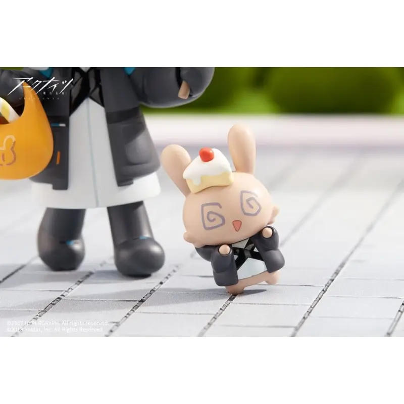 Arknights statuette PVC Mini Series Will You be Having the Dessert? Doctor 10 cm | 6971995421535