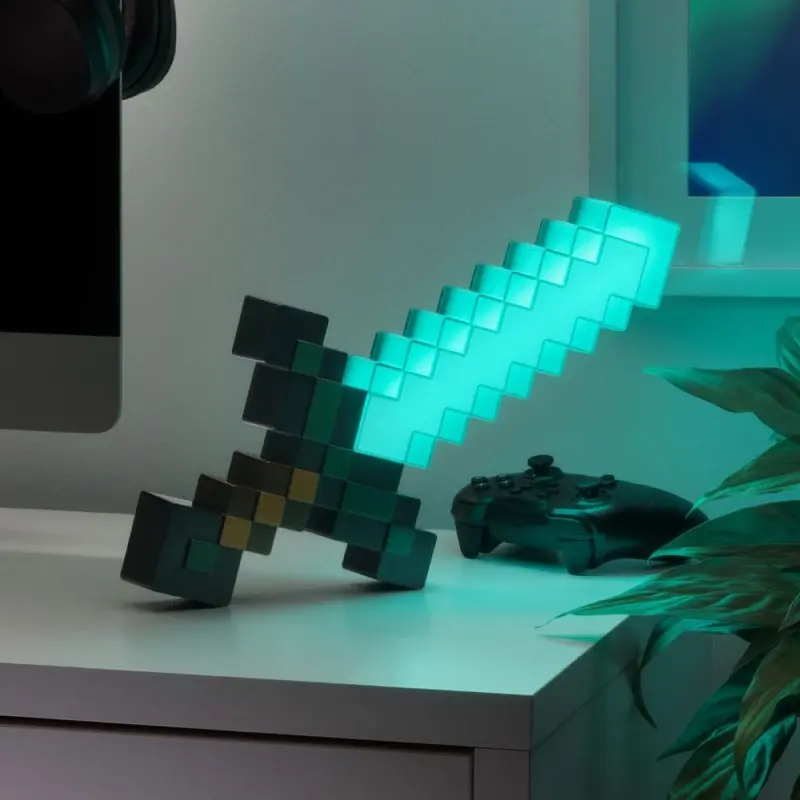 Minecraft lampe Épée en diamant 40 cm | 5056577728026