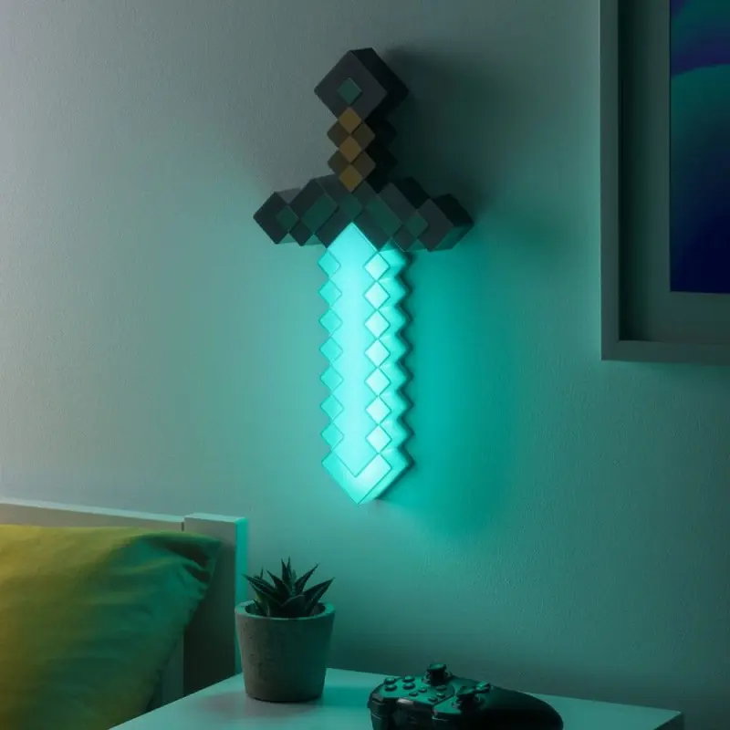 Minecraft lampe Épée en diamant 40 cm | 5056577728026