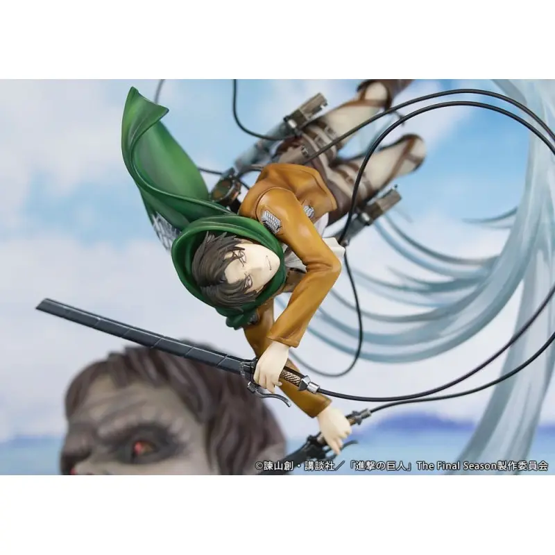 Attack on Titan statuette PVC 1/7 Levi vs Beast Titan Ver. 28 cm | 4582666820667