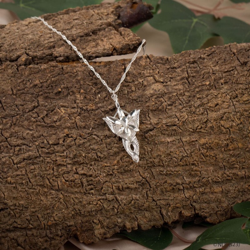 Le Seigneur des Anneaux pendentif et collier Evenstar