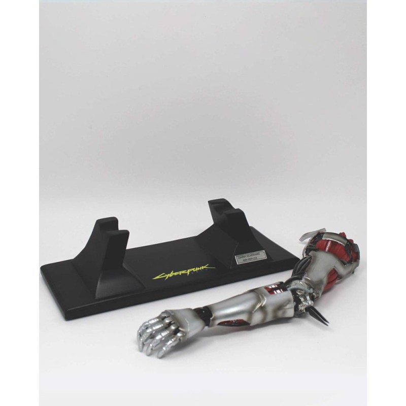 Cyberpunk: Edgerunners réplique Silverhand Arm 30 cm 