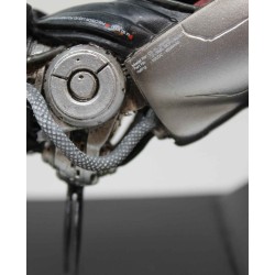Cyberpunk: Edgerunners réplique Silverhand Arm 30 cm 