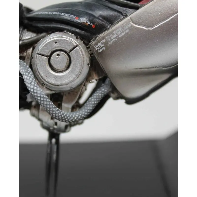 Cyberpunk: Edgerunners réplique Silverhand Arm 30 cm | 3760116366793