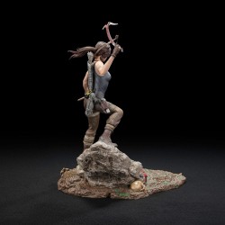 Tomb Raider statuette PVC Lara Croft Survivor Era 33 cm  