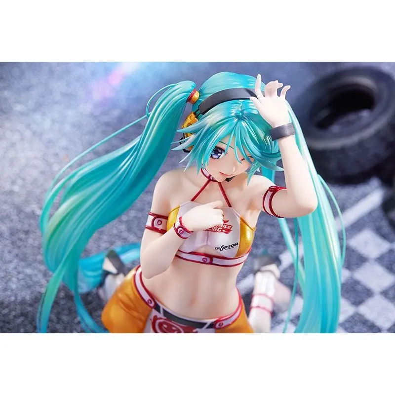 Hatsune Miku GT Project statuette PVC 1/7 Racing Miku 2010 Ver. Art by Kentaro Yabuki 18 cm | 4545784043387