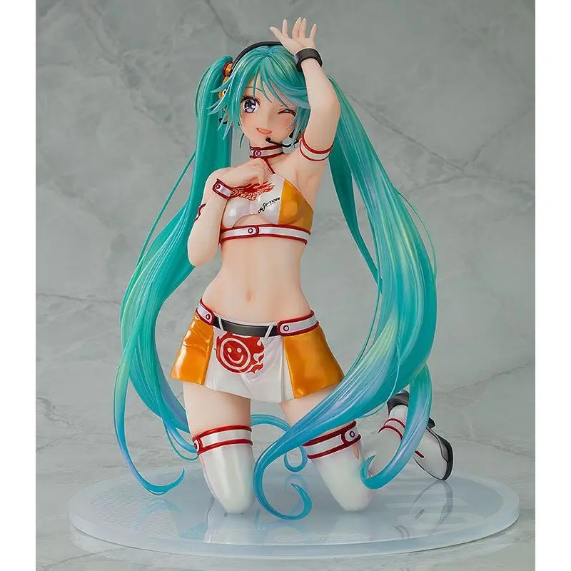 Hatsune Miku GT Project statuette PVC 1/7 Racing Miku 2010 Ver. Art by Kentaro Yabuki 18 cm | 4545784043387