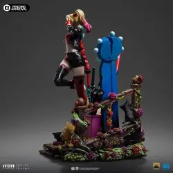 DC Comics statuette 1/10 Deluxe Art Scale Harley Quinn (Gotham City Sirens) 22 cm   | 0618231955978