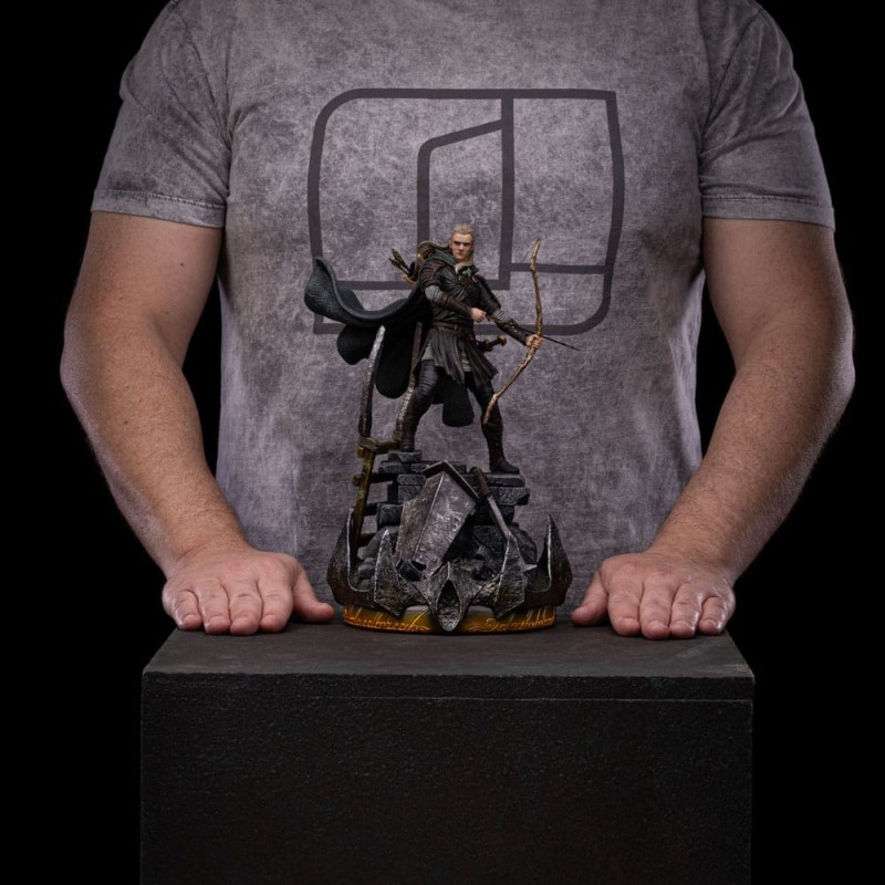 Le Seigneur des Anneaux statuette 1/10 Art Scale Legolas Unleashed 29 cm